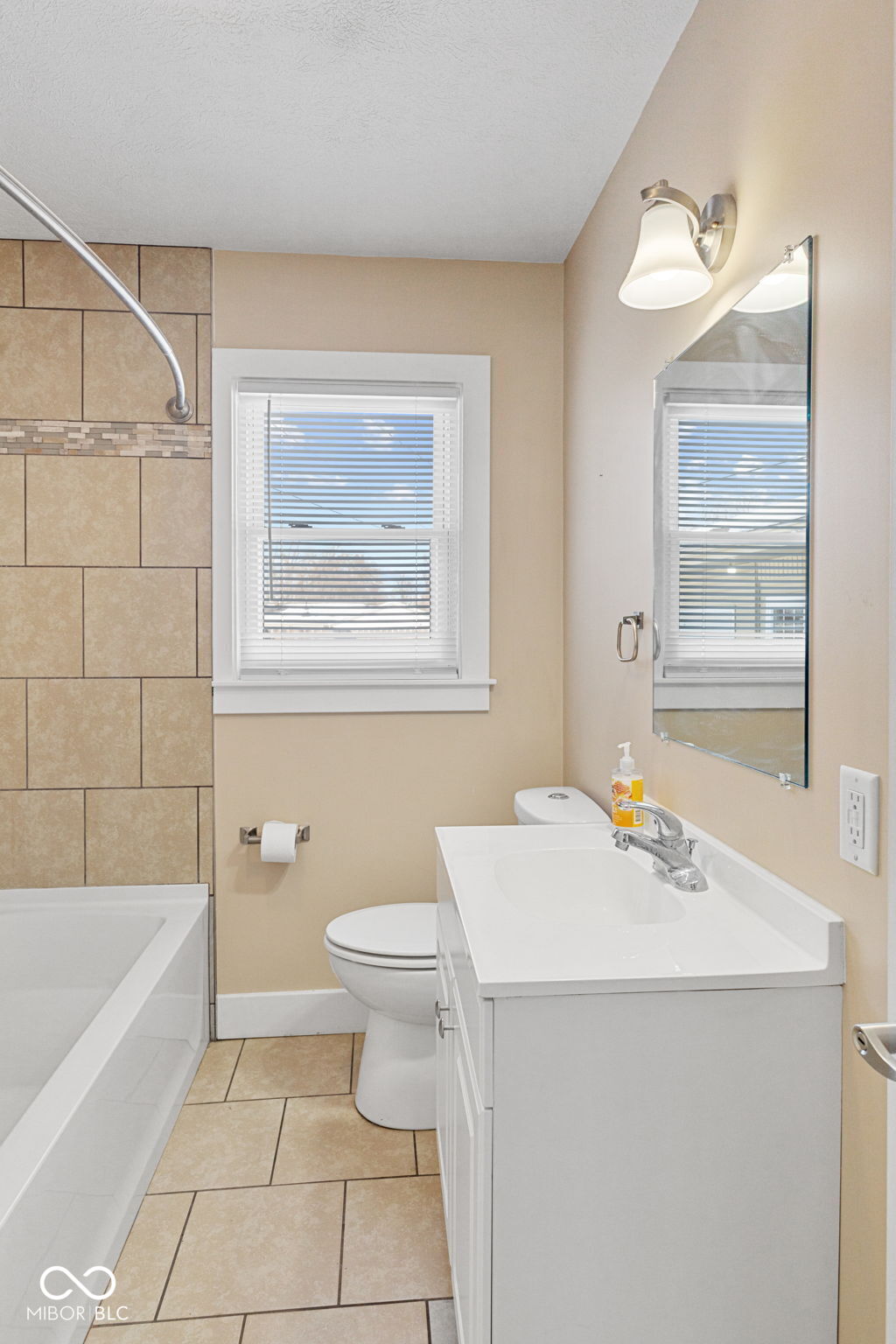 656 Daugherty Street Columbus, IN 47201 - Photo 24 of 35