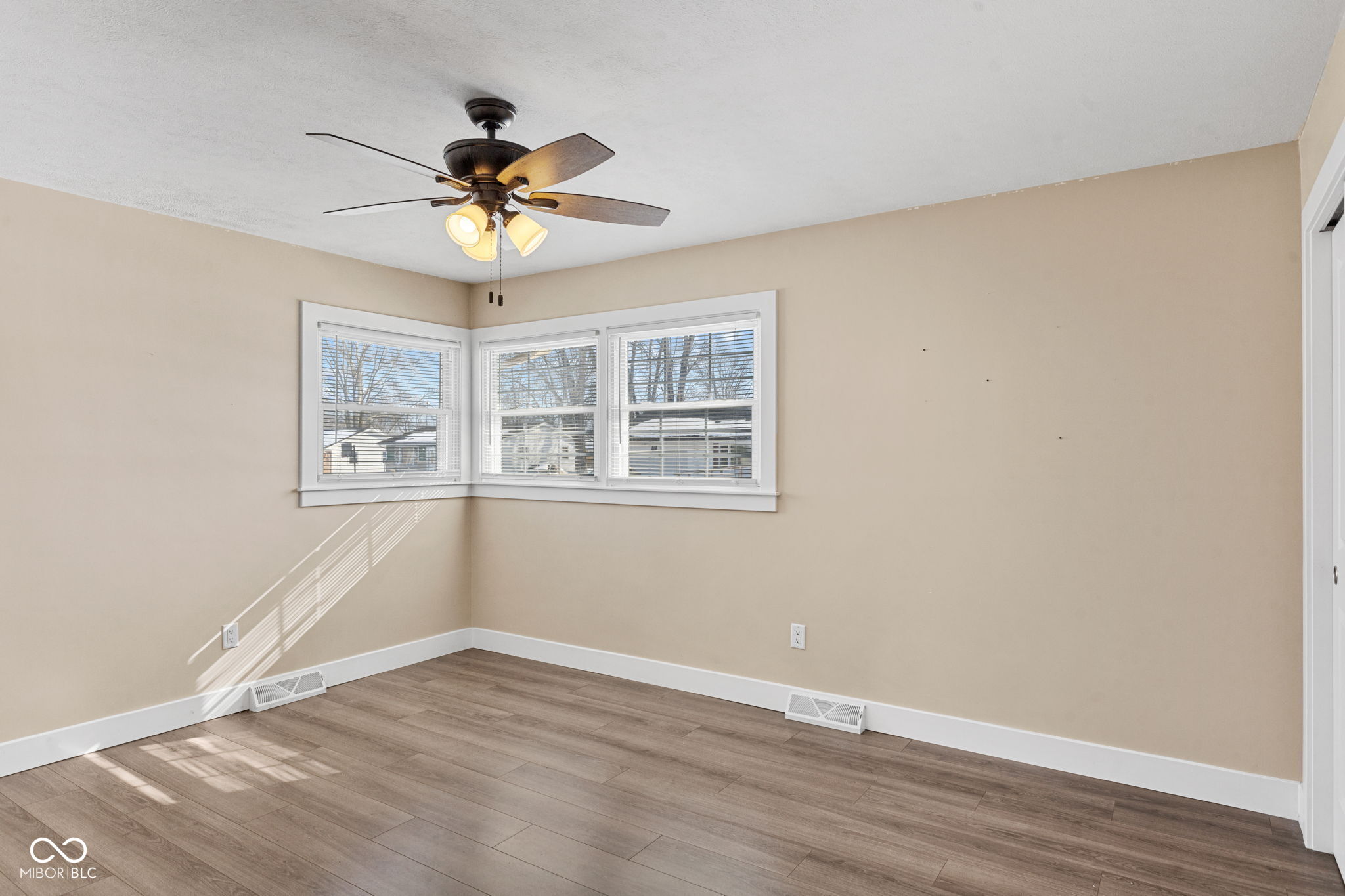 656 Daugherty Street Columbus, IN 47201 - Photo 25 of 35