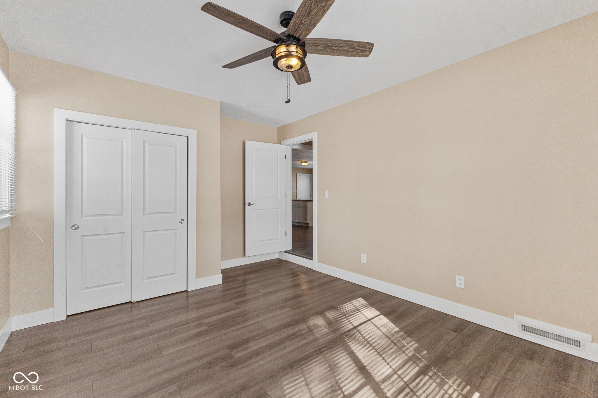 656 Daugherty Street Columbus, IN 47201 - Photo 9 of 35