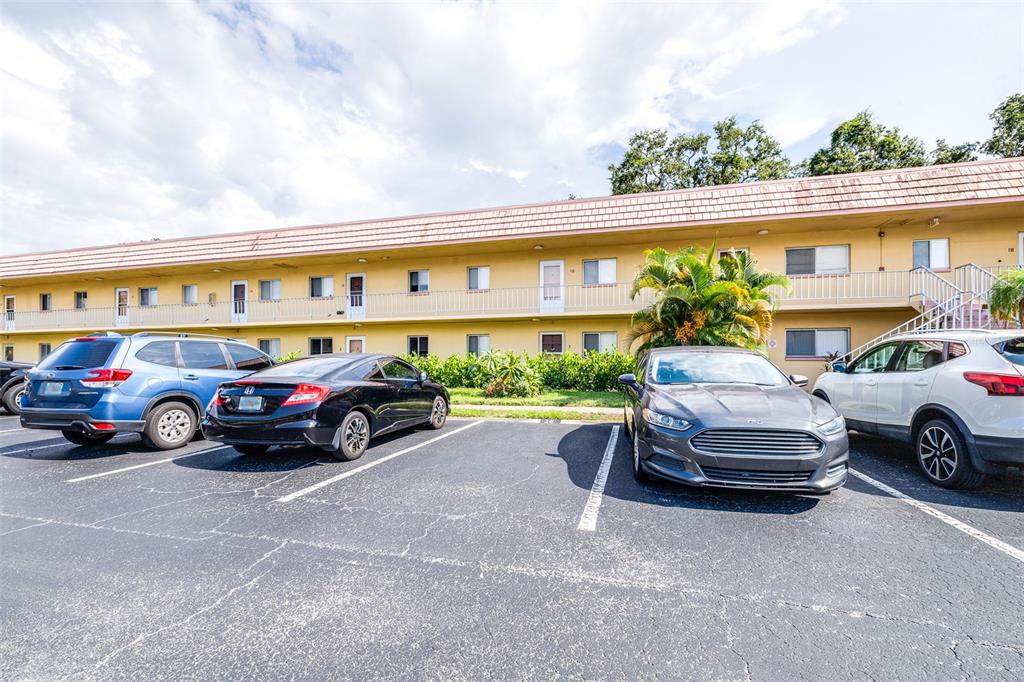 2003 Greenbriar Boulevard, Unit 16 Clearwater, FL 33763 - Photo 2 of 56