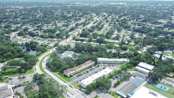 $1,100 | 2003 Greenbriar Boulevard, Unit 16, Clearwater, FL 33763