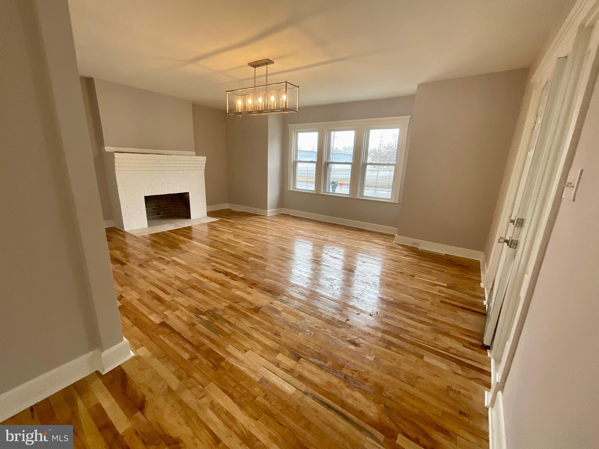 260 Spring Valley Road Reading, PA 19605 - Photo 5 of 19 Gallery Image 5