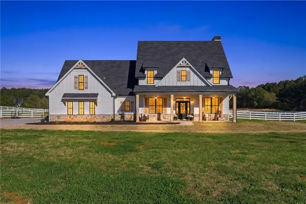 $699,000 | 28 Ravenfield Road, Taylorsville, GA 30178