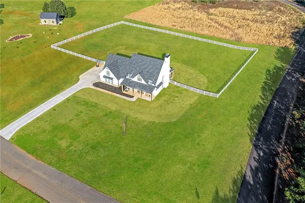 $699,000 | 28 Ravenfield Road, Taylorsville, GA 30178