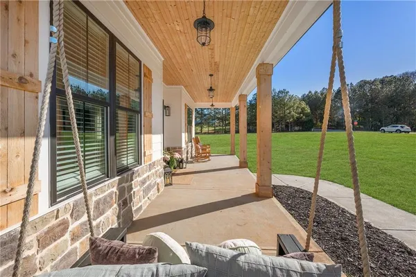 $699,000 | 28 Ravenfield Road, Taylorsville, GA 30178