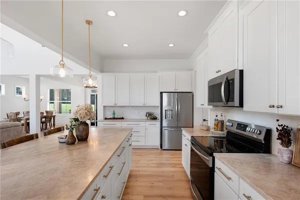 $699,000 | 28 Ravenfield Road, Taylorsville, GA 30178