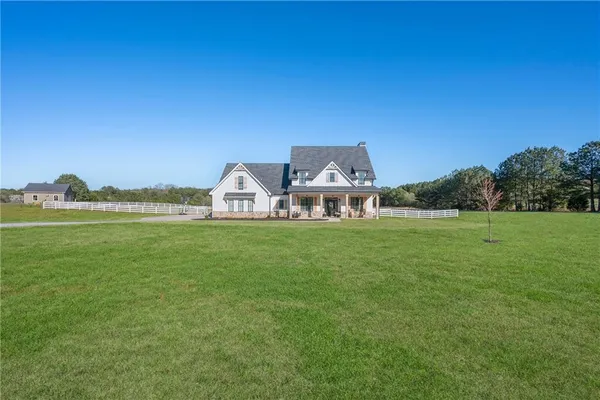 $699,000 | 28 Ravenfield Road, Taylorsville, GA 30178