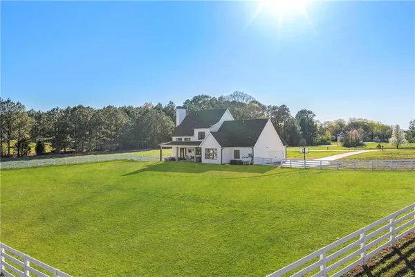 $699,000 | 28 Ravenfield Road, Taylorsville, GA 30178