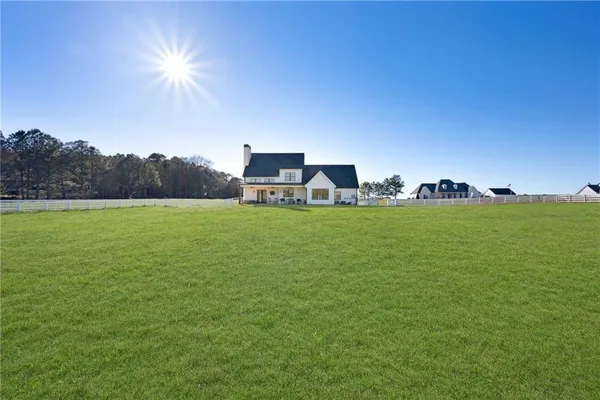 $699,000 | 28 Ravenfield Road, Taylorsville, GA 30178