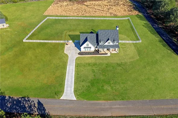 $699,000 | 28 Ravenfield Road, Taylorsville, GA 30178