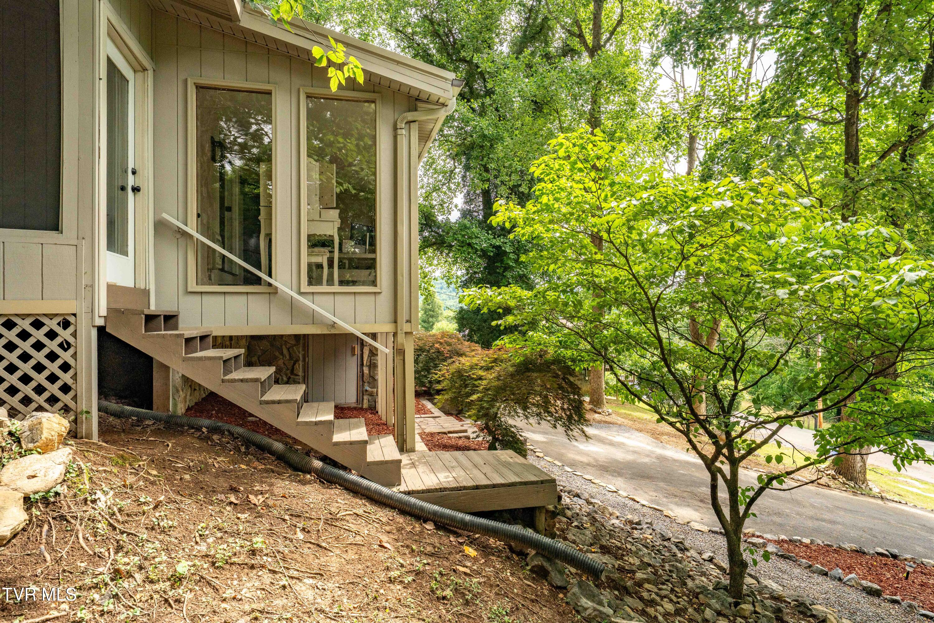 1113 Berry Road Elizabethton, TN 37643 - Photo 71 of 88 1113 Berry Rd (39 of 89)