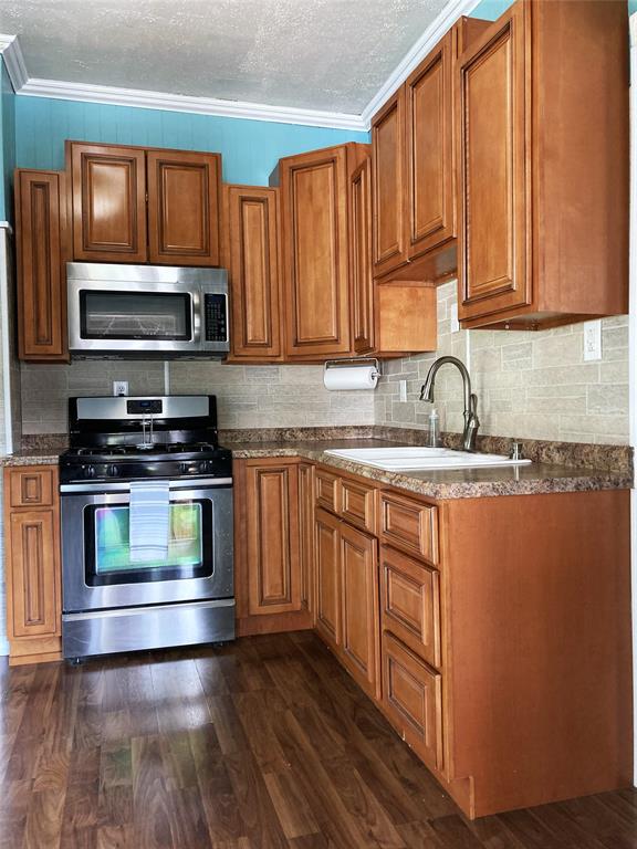 911 Walnut Street Anderson, IN 46012 - Photo 7 of 18 Gallery Image 7