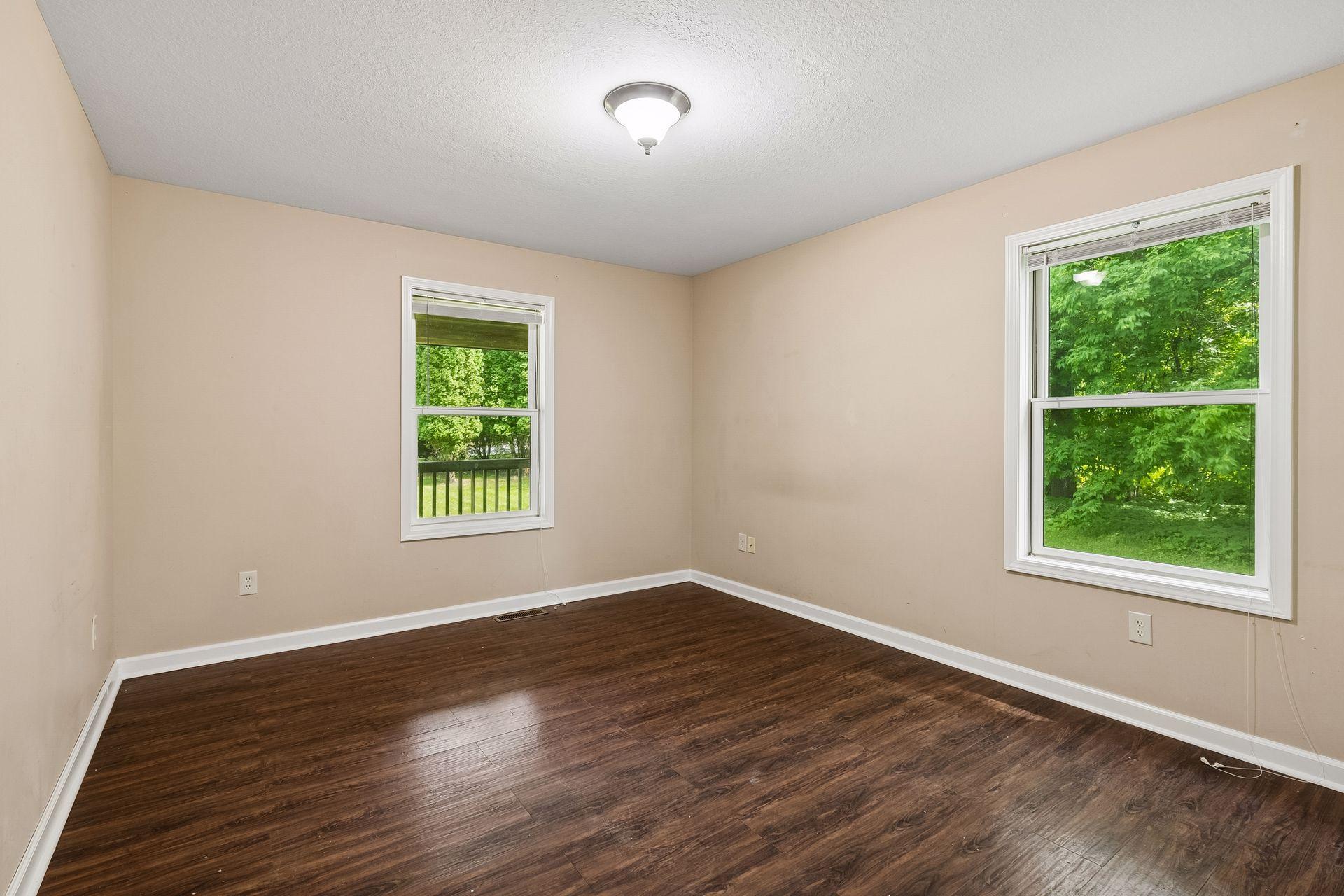 9934 Maple Avenue South Bloomington, MN 55431 - Photo 11 of 36