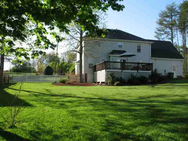 22 Wofford Road Taylors, SC 29687 - Photo 19 of 25 Gallery Image 19