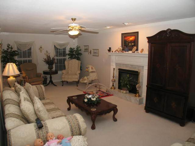 22 Wofford Road Taylors, SC 29687 - Photo 5 of 25 Gallery Image 5