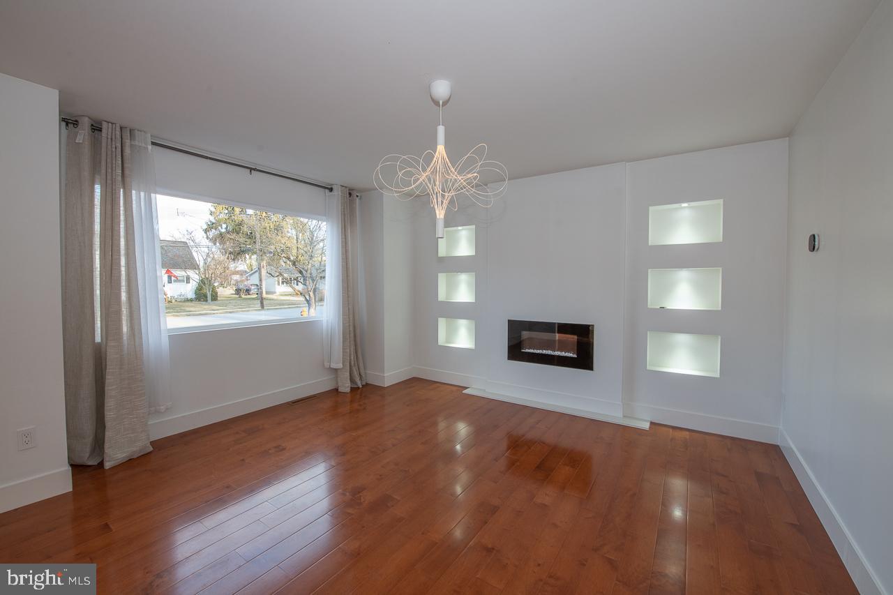 125 Andover Drive Exton, PA 19341 - Photo 7 of 43 Gallery Image 7