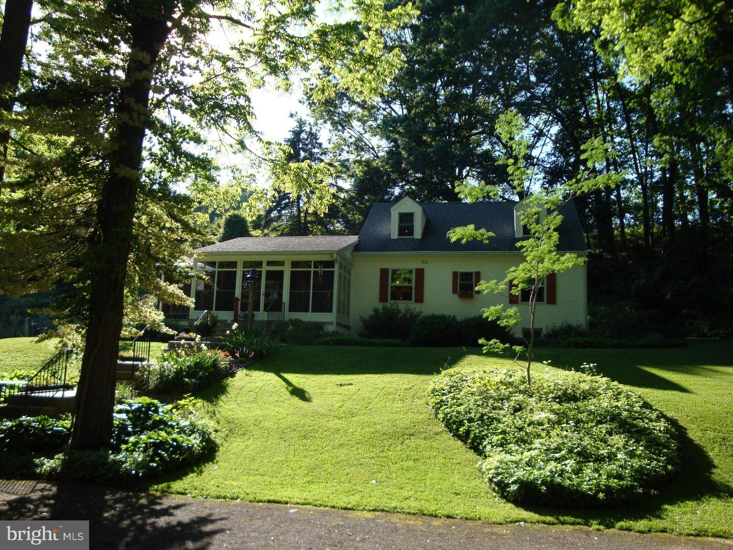 1215 South Caln Road East Fallowfield, PA 19320 - Photo 2 of 25 Exterior Front