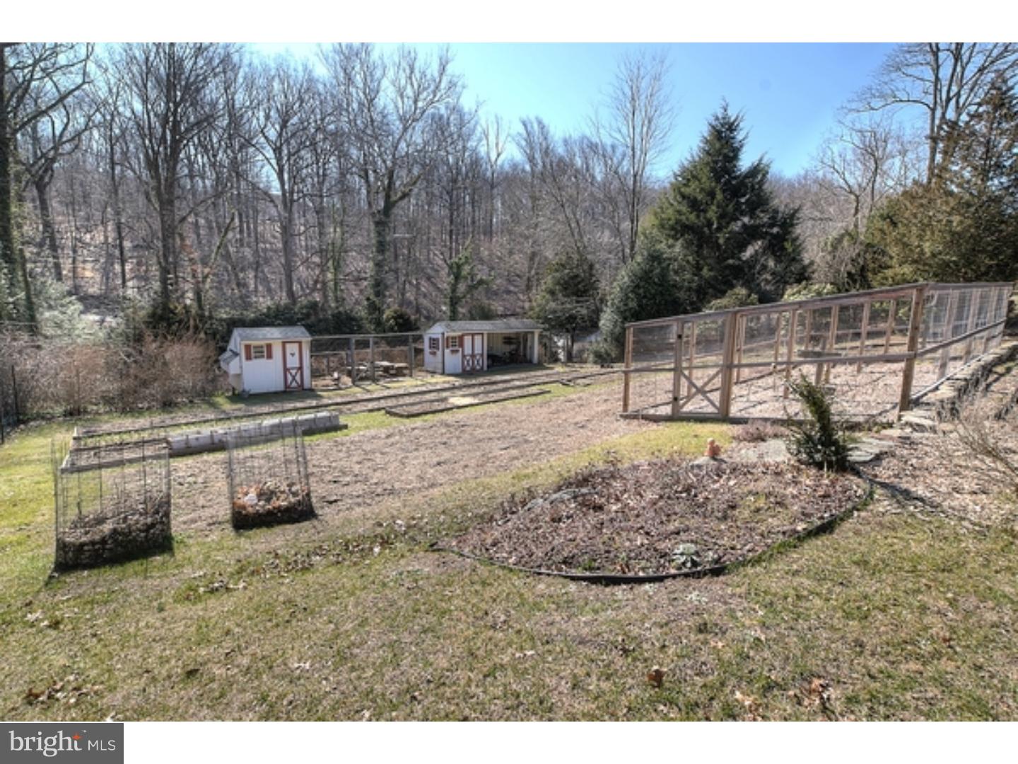 1215 South Caln Road East Fallowfield, PA 19320 - Photo 22 of 25 Garden
