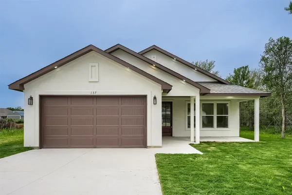 $420,000 | 137 East Pauwela Lane, Bastrop, TX 78602