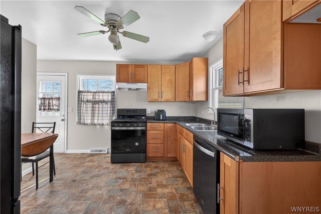 63 Frederick Road Tonawanda, NY 14150 - Photo 7 of 21