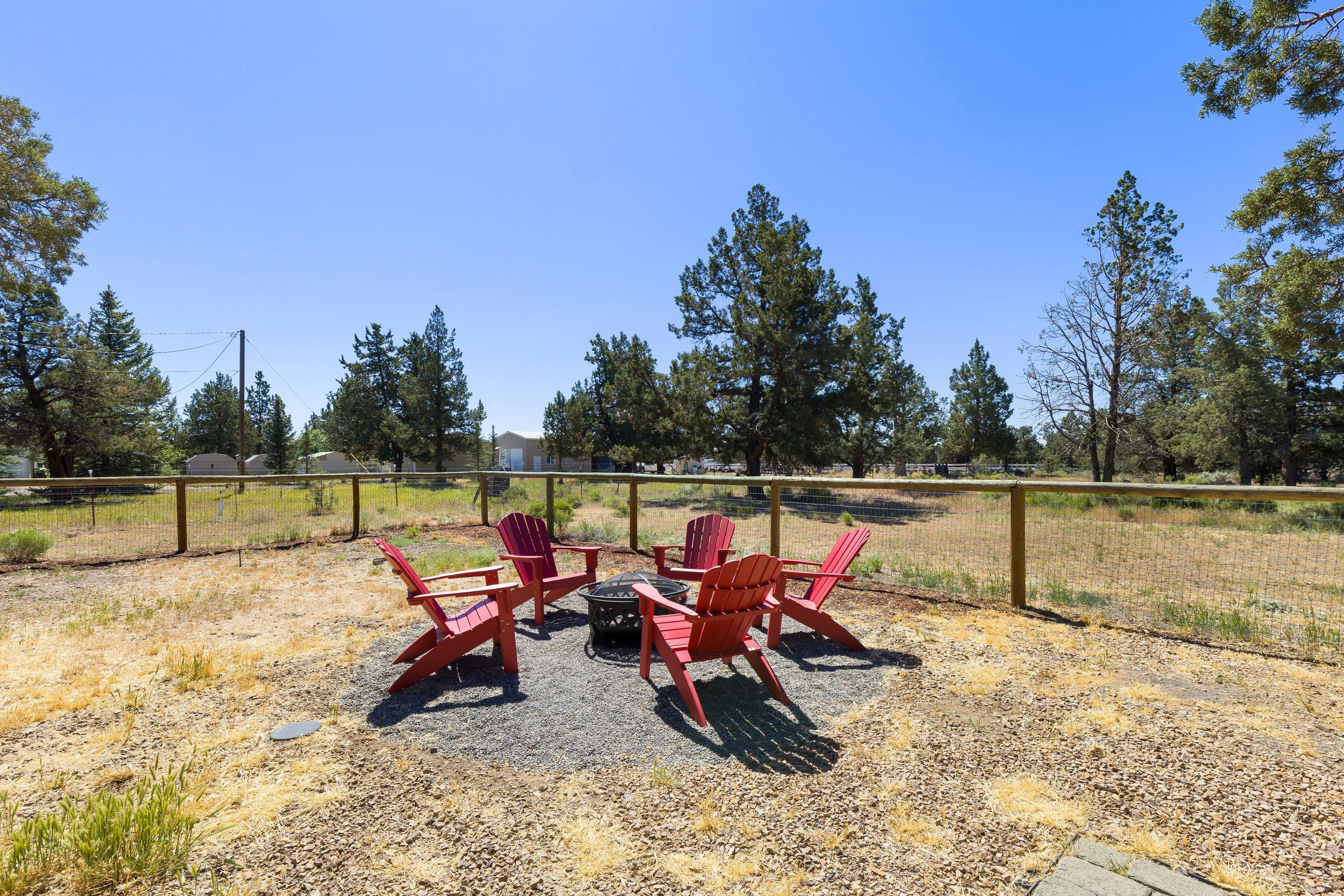 22875 McGrath Road Bend, OR 97701 - Photo 28 of 29 520A5517