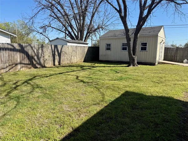 $224,500 | 505 South San Jacinto Street, Whitney, TX 76692