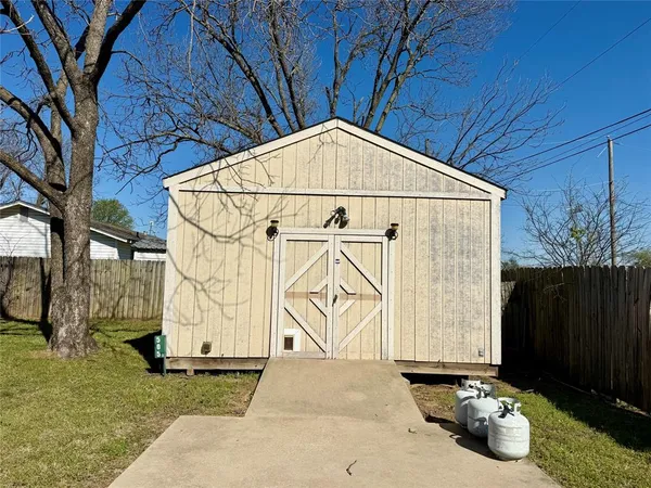 $224,500 | 505 South San Jacinto Street, Whitney, TX 76692