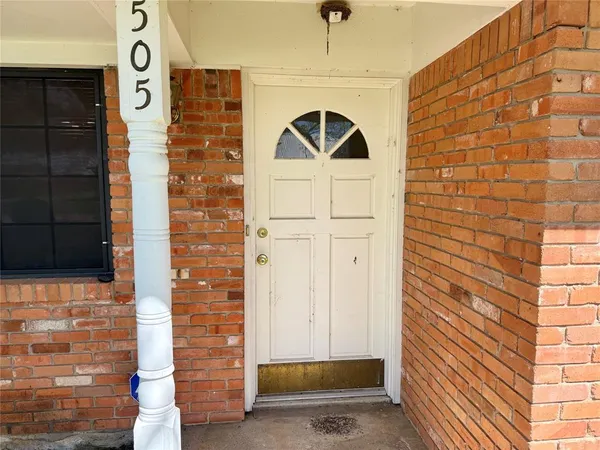 $224,500 | 505 South San Jacinto Street, Whitney, TX 76692