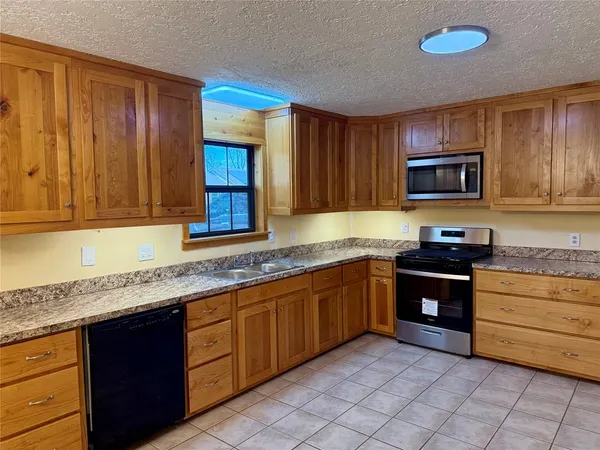 $224,500 | 505 South San Jacinto Street, Whitney, TX 76692