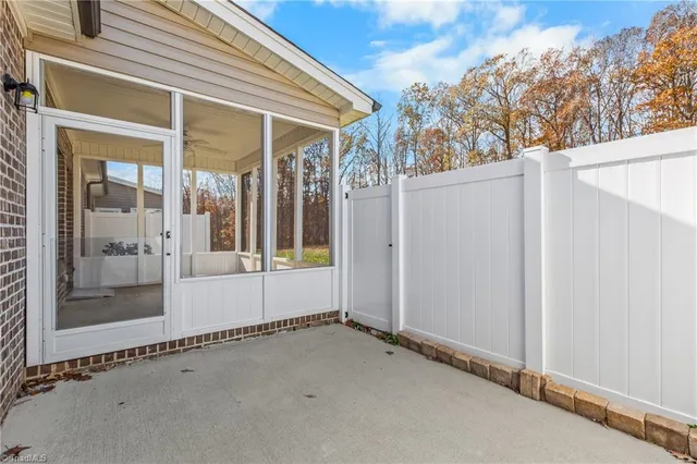 $340,000 | 1304 Suzanne Lane, Lexington, NC 27295