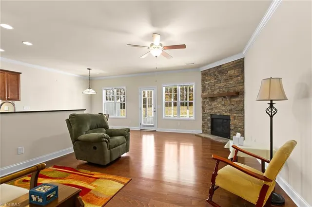 $340,000 | 1304 Suzanne Lane, Lexington, NC 27295