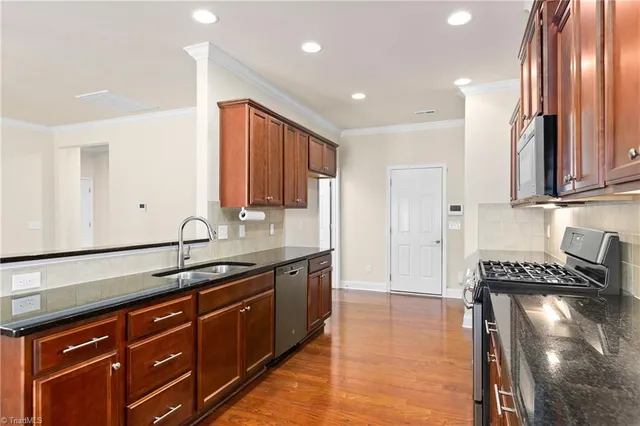 $340,000 | 1304 Suzanne Lane, Lexington, NC 27295