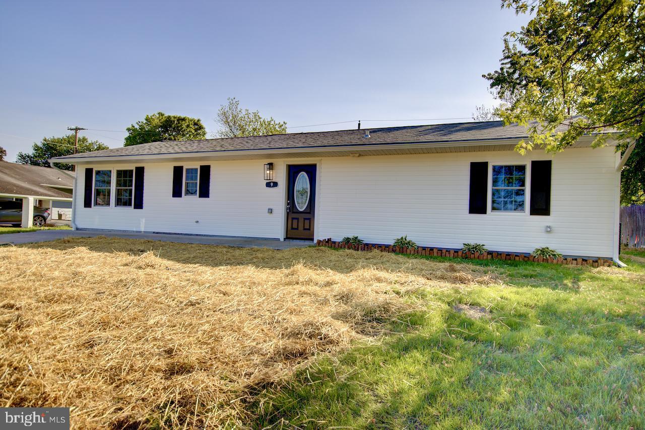 9 Butternut Road Levittown, PA 19057 - Photo 14 of 16