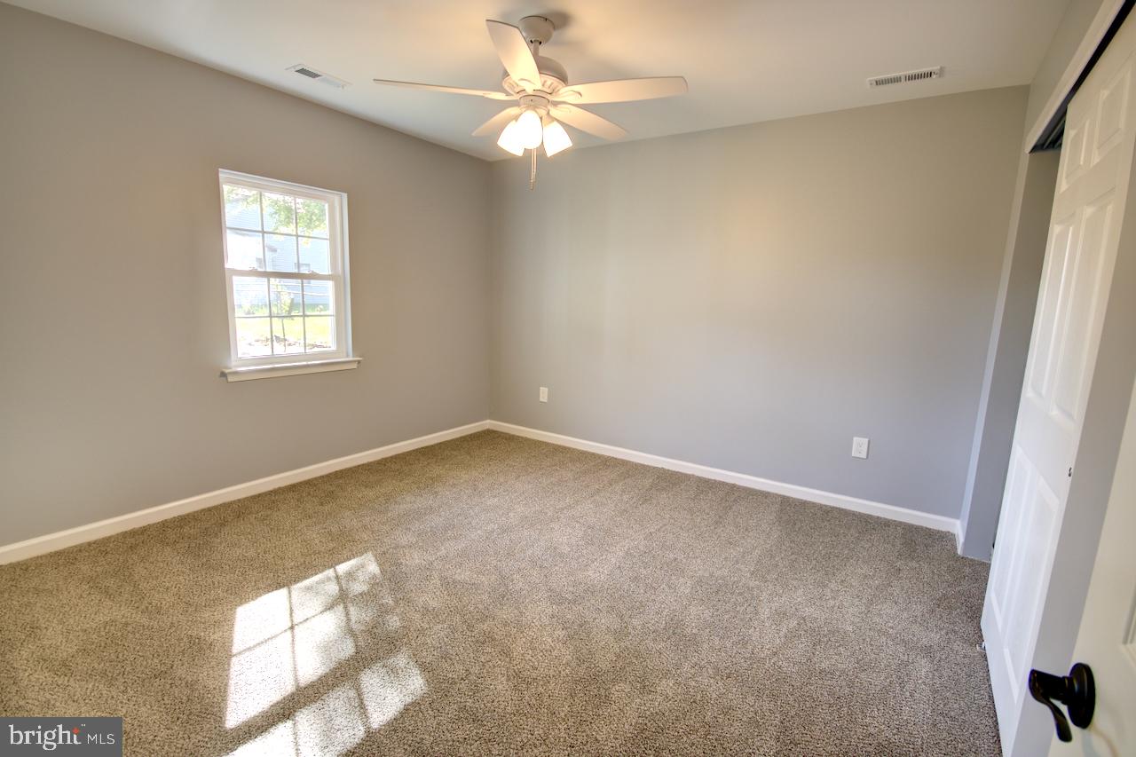 9 Butternut Road Levittown, PA 19057 - Photo 6 of 16