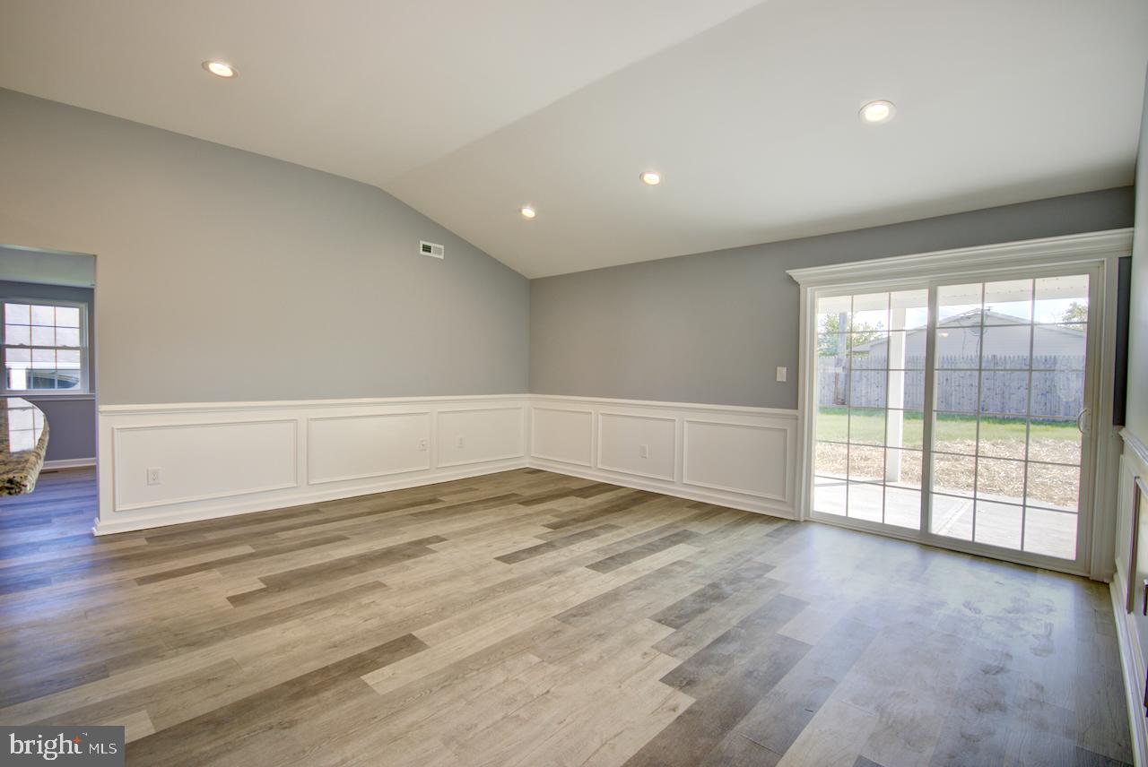 9 Butternut Road Levittown, PA 19057 - Photo 8 of 16