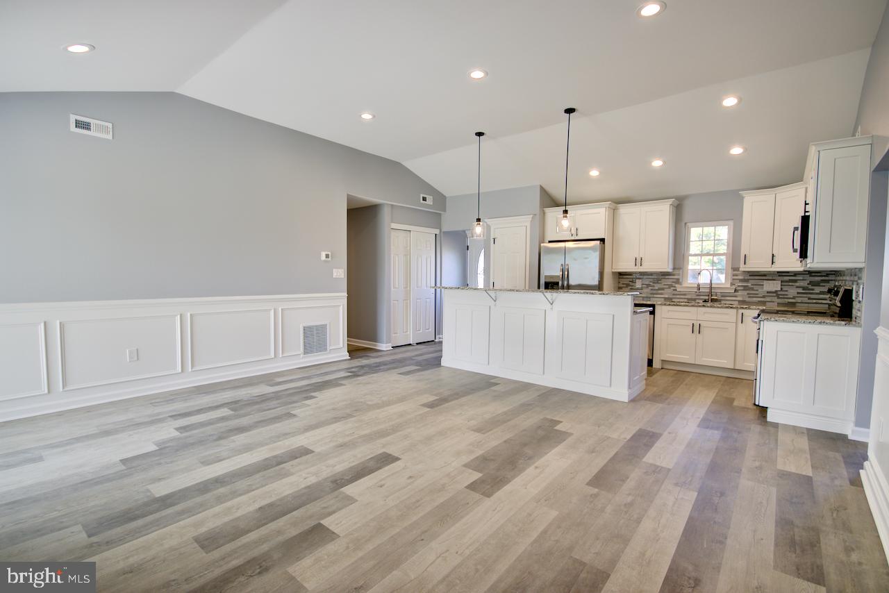 9 Butternut Road Levittown, PA 19057 - Photo 9 of 16