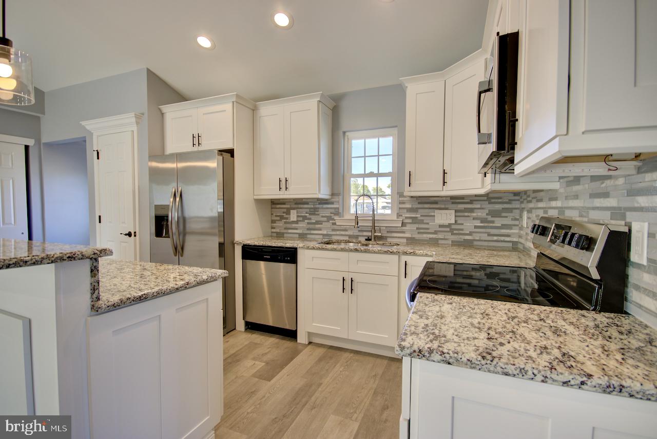 9 Butternut Road Levittown, PA 19057 - Photo 10 of 16