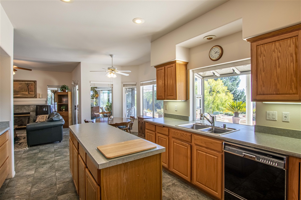 1895 Palomares Road Fallbrook, CA 92028 - Photo 8 of 25