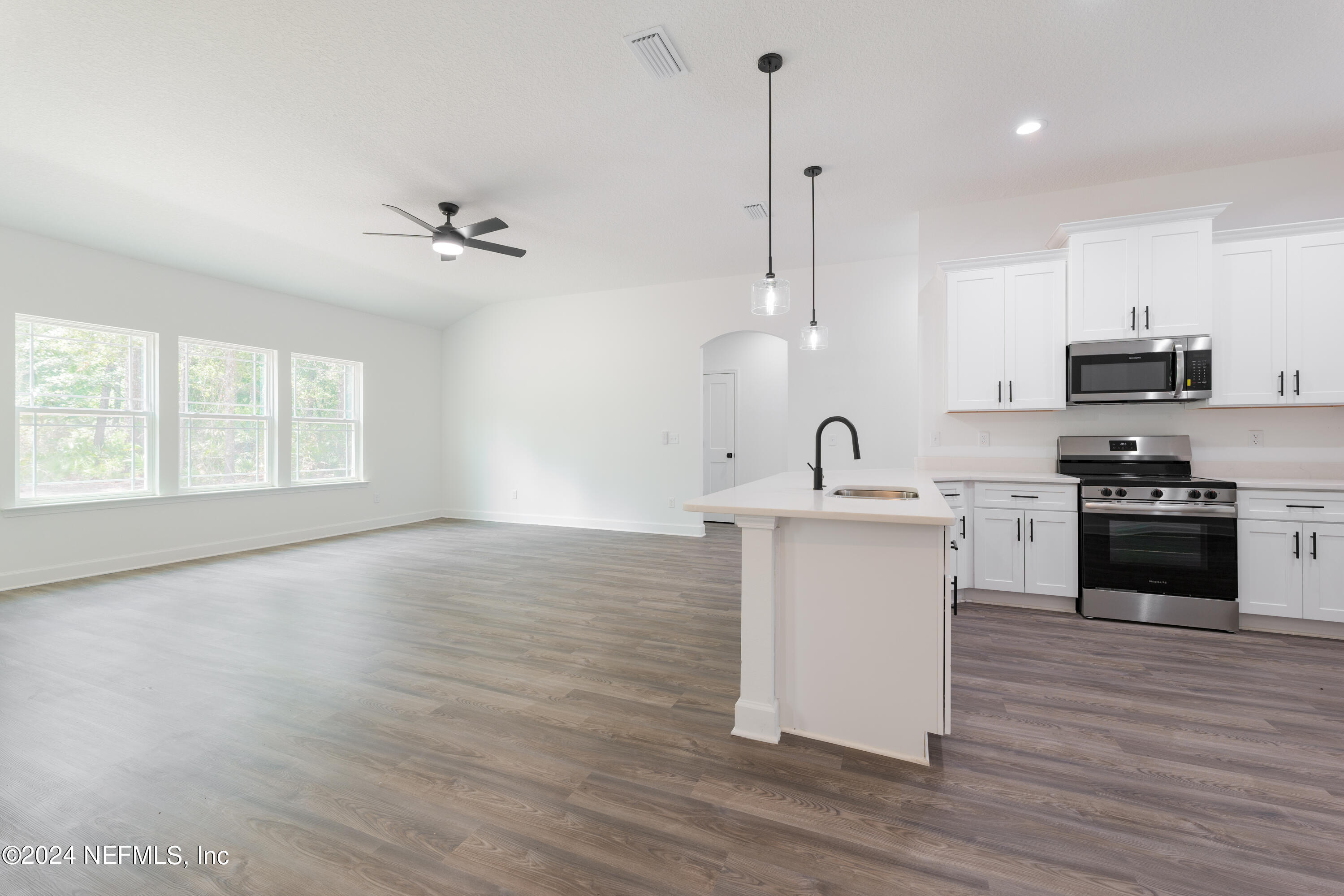 5247 Wilbur Road Middleburg, FL 32068 - Photo 11 of 35 5247WilburRdMiddleburgFL-30