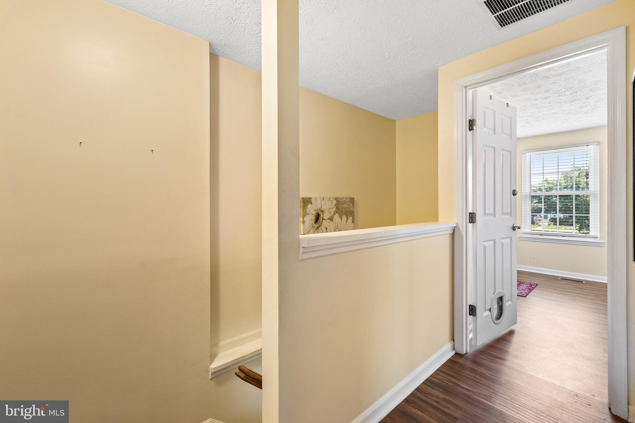 16 Turnmill Court Nottingham, MD 21236 - Photo 9 of 20 2nd Floor Hall