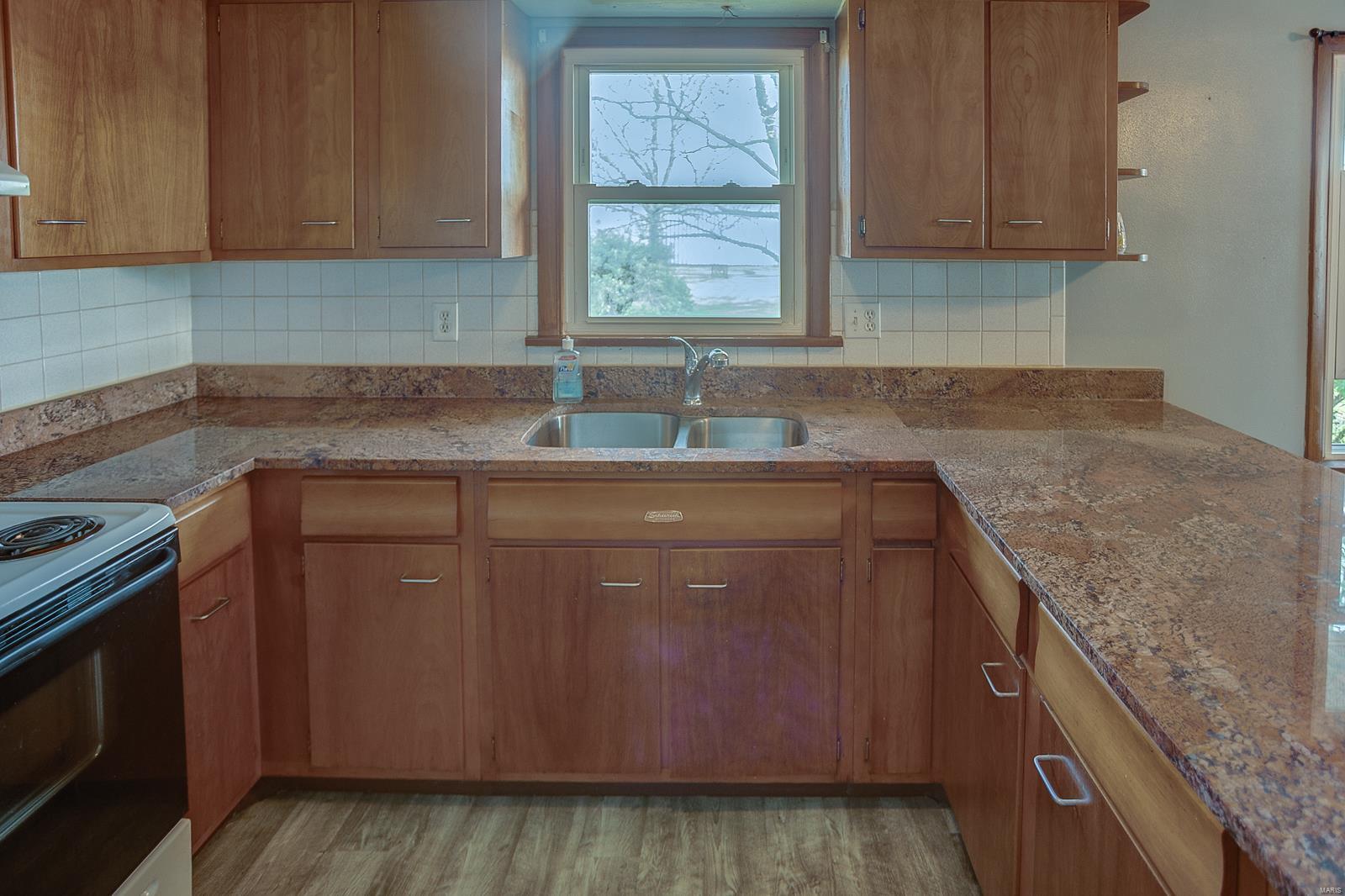 8267 Nike Road Red Bud, IL 62278 - Photo 12 of 39 Gallery Image 12