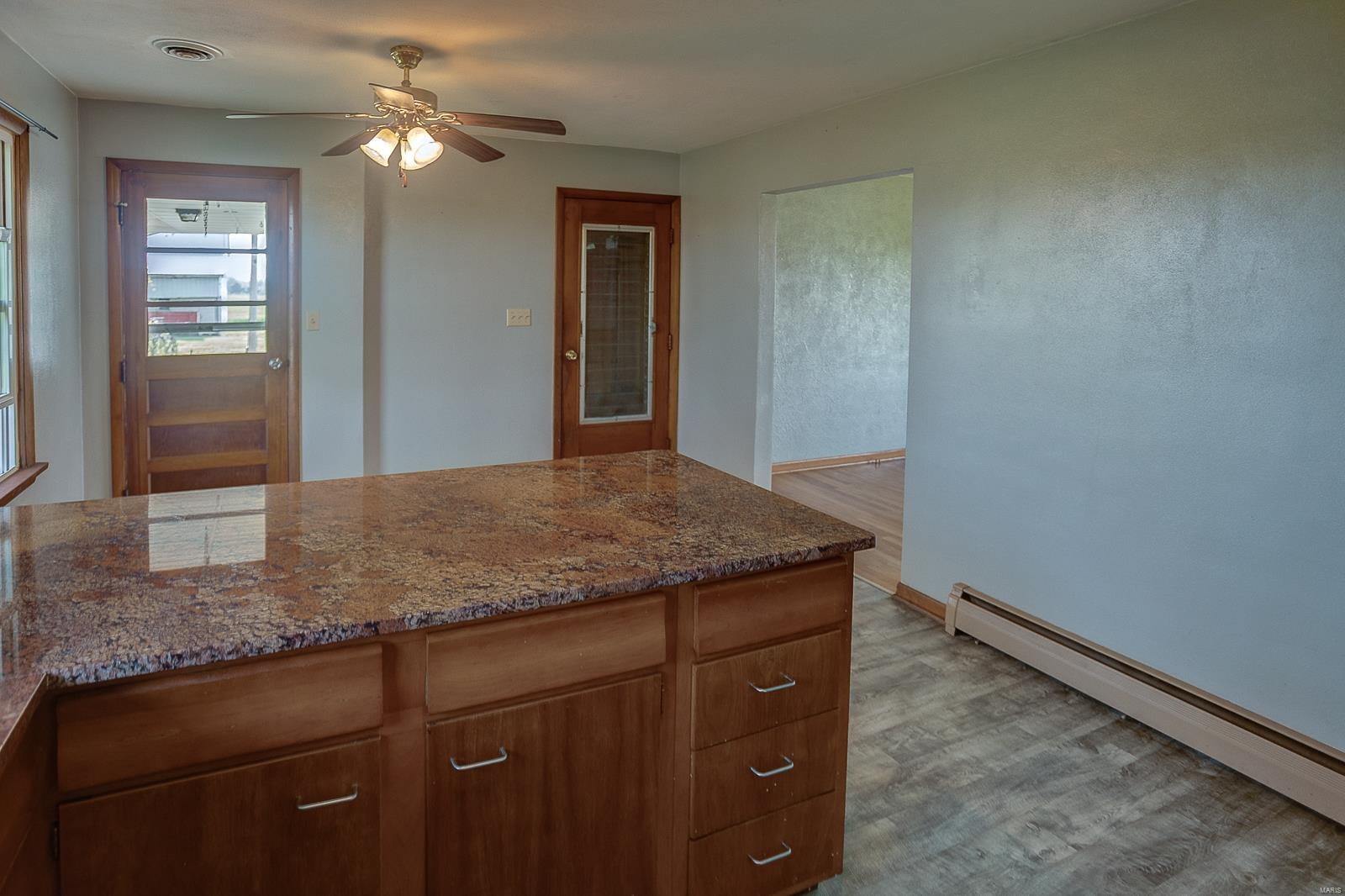 8267 Nike Road Red Bud, IL 62278 - Photo 14 of 39 Gallery Image 14