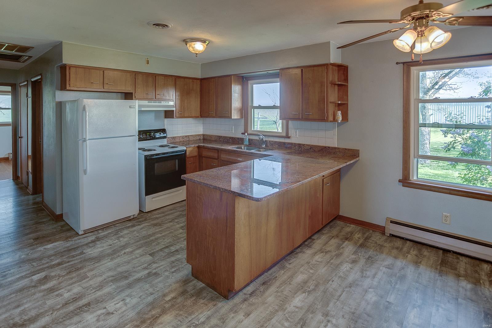 8267 Nike Road Red Bud, IL 62278 - Photo 10 of 39 Gallery Image 10