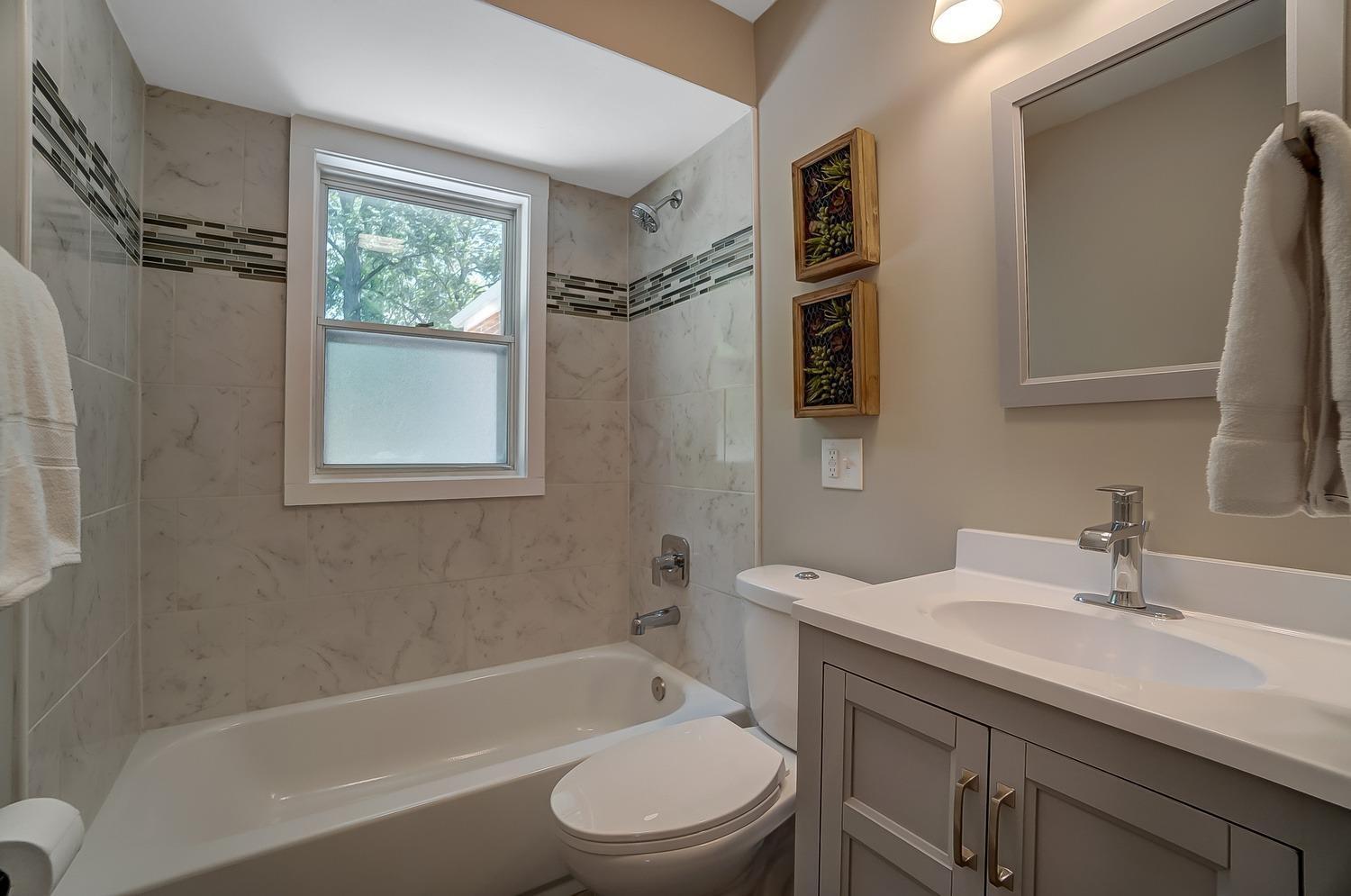 69 Damon Road Greenhills, OH 45218 - Photo 21 of 49 Gallery Image 21