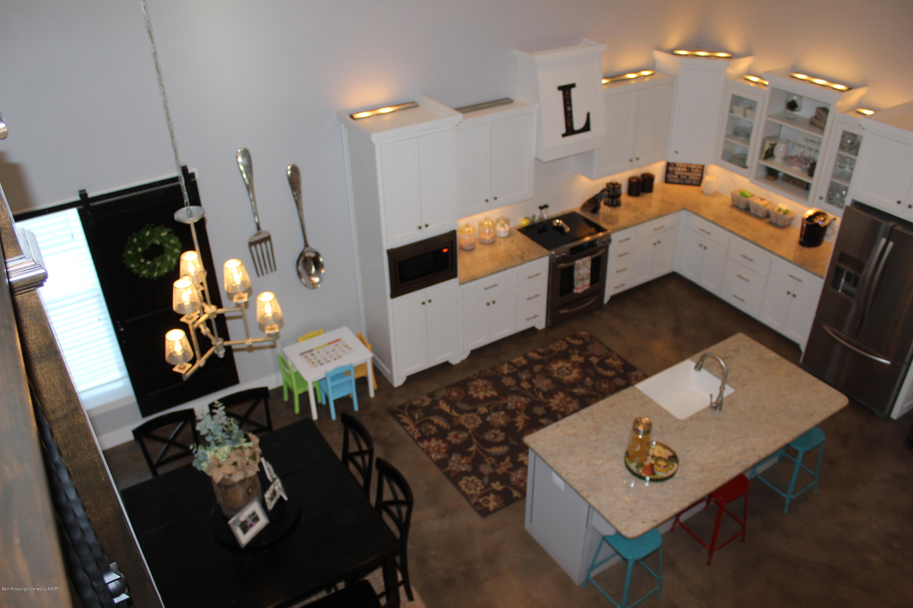 7450 Arnot Road Amarillo, TX 79119 - Photo 23 of 46 Over Looking Kitchen