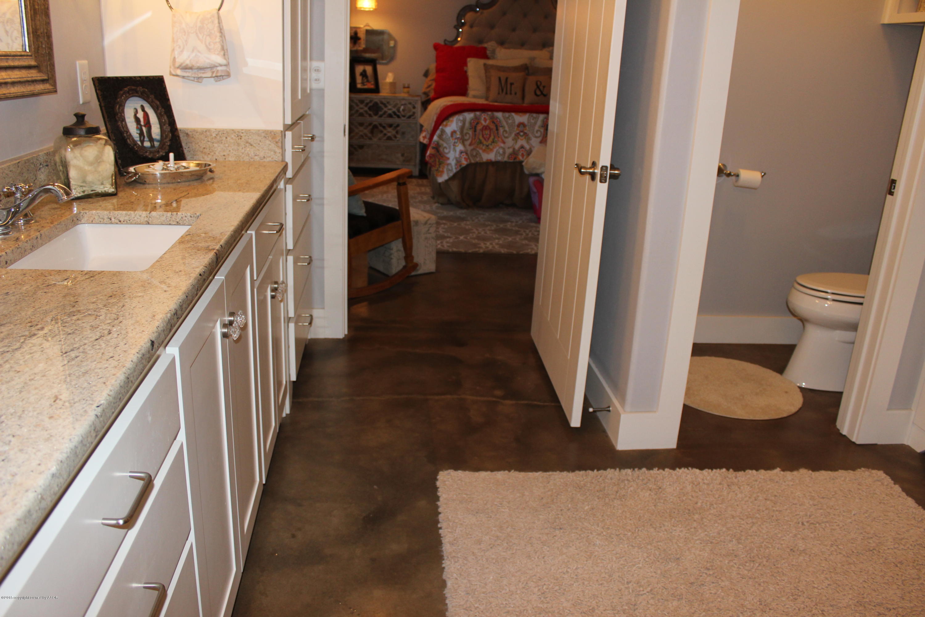 7450 Arnot Road Amarillo, TX 79119 - Photo 27 of 46 Master Bath