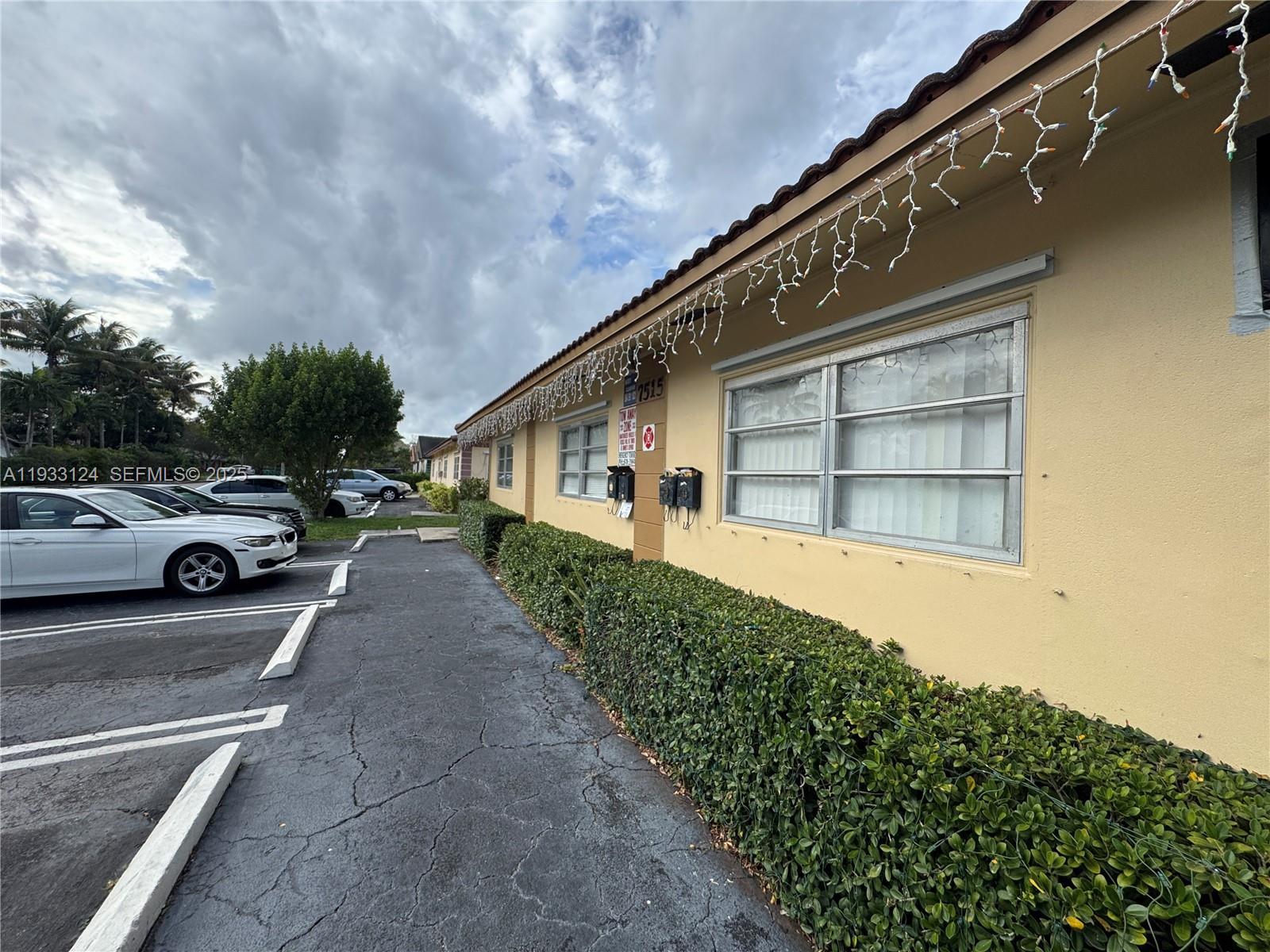 7515 Northwest 44th Court, Unit 5 Coral Springs, FL 33065 - Photo 22 of 24