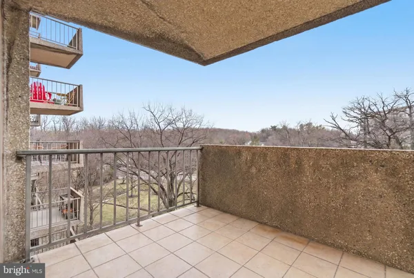 $239,000 | 1001 City Avenue, Unit EC704, Wynnewood, PA 19096