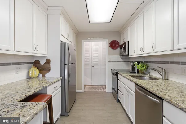 $239,000 | 1001 City Avenue, Unit EC704, Wynnewood, PA 19096