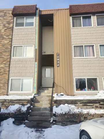 $130,000 | 12932 Nicollet Avenue, Unit 102, Burnsville, MN 55337